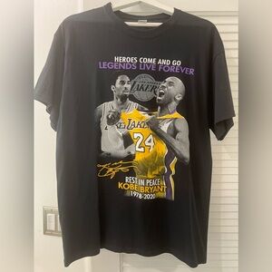 Men’s Kobe Bryant Large Memorial T Shirt
